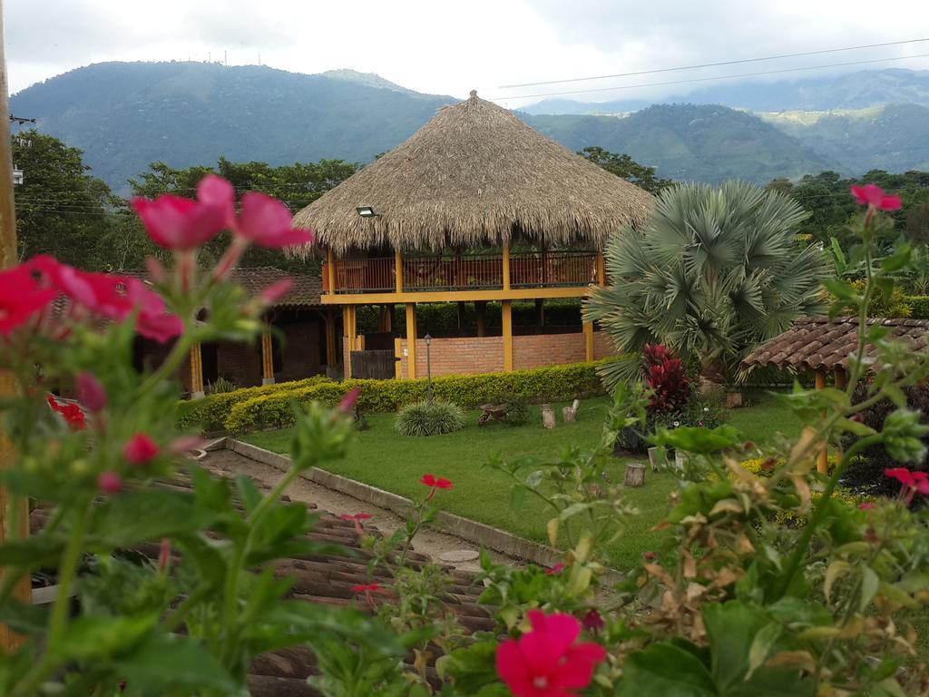 Finca El Diamante Villa Calarcá Esterno foto